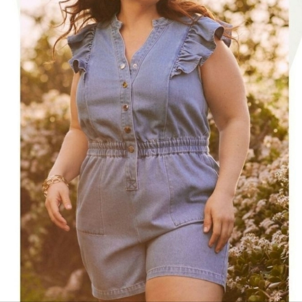 Eloquii Elements Plus Size Chambray Flutter Sleev… - image 2